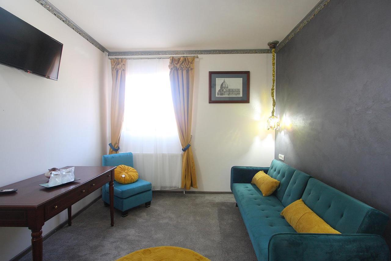 Voila Inn Predeal Exterior photo