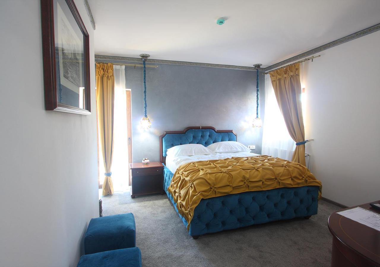 Voila Inn Predeal Exterior photo