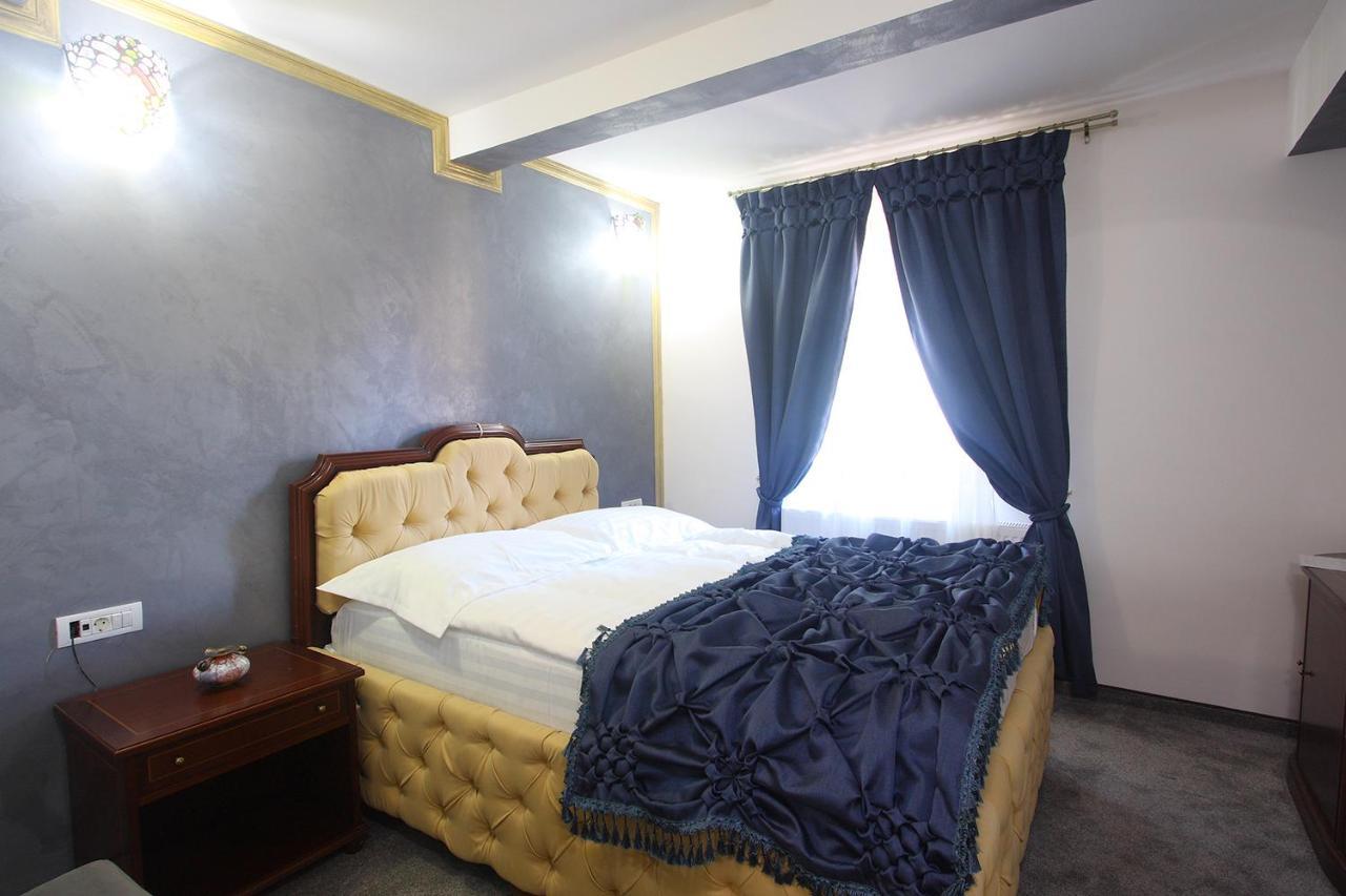 Voila Inn Predeal Exterior photo