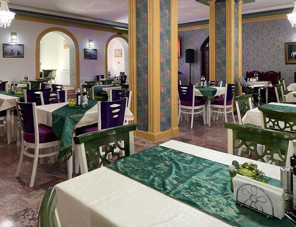 Voila Inn Predeal Exterior photo
