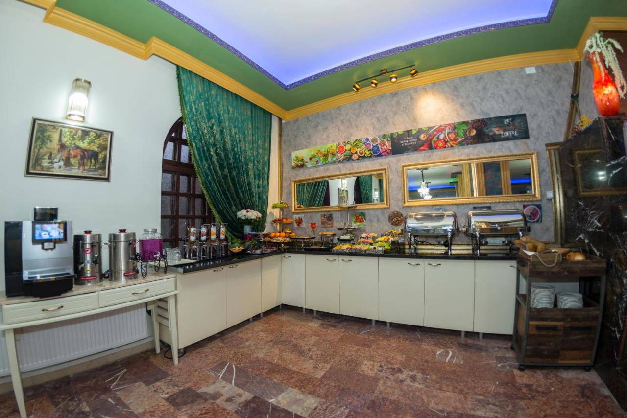 Voila Inn Predeal Exterior photo