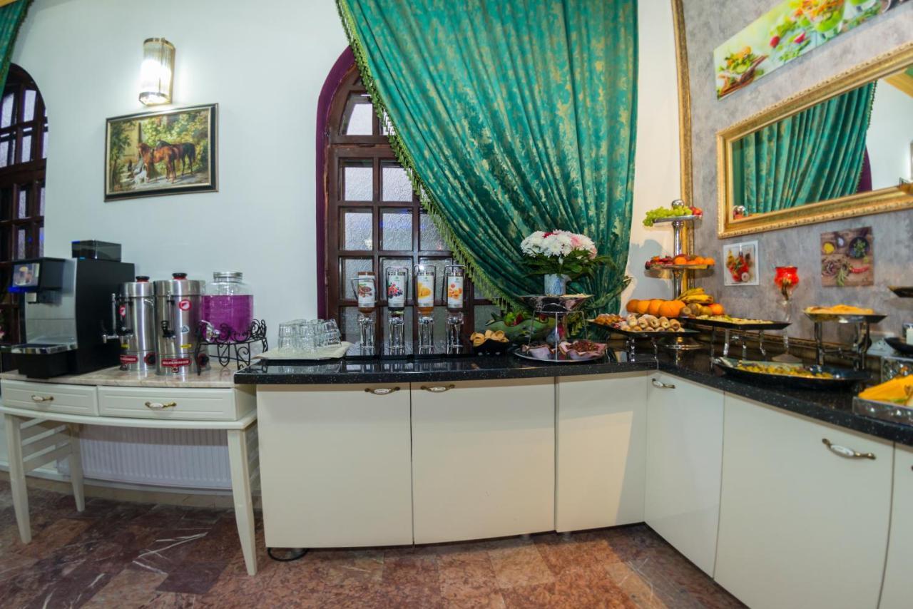 Voila Inn Predeal Exterior photo